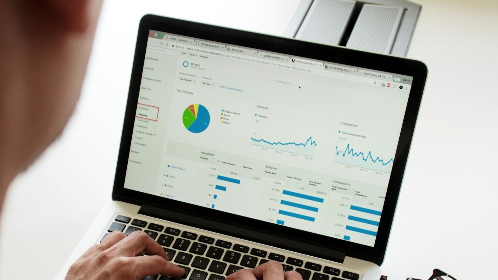 Why Data-Driven Client Acquisition Systems Outperform Traditional Marketing